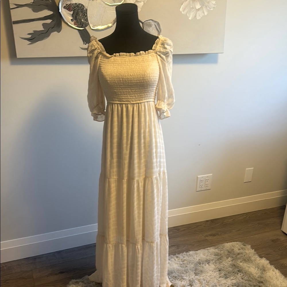 Elegant Cream Maxi Dress